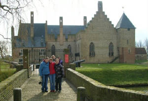 bcastel.jpg